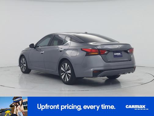 Gray 2021 Nissan Altima SV