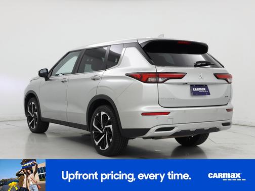 2023 Mitsubishi Outlander SE Special Edition