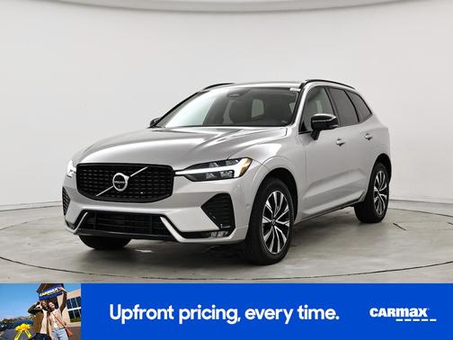 Silver 2024 Volvo XC60 B5 Plus Dark Theme