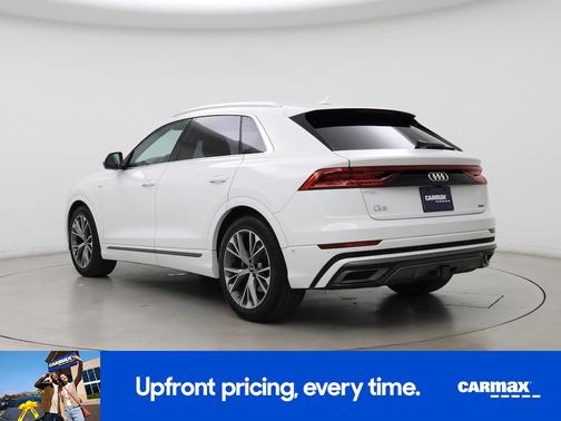 White 2023 Audi Q8 Prestige