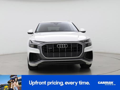 White 2023 Audi Q8 Prestige