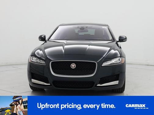 2017 Jaguar XF Prestige