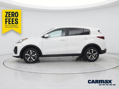 White 2020 Kia Sportage LX