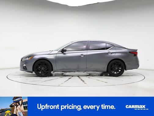 2022 Nissan Altima SR