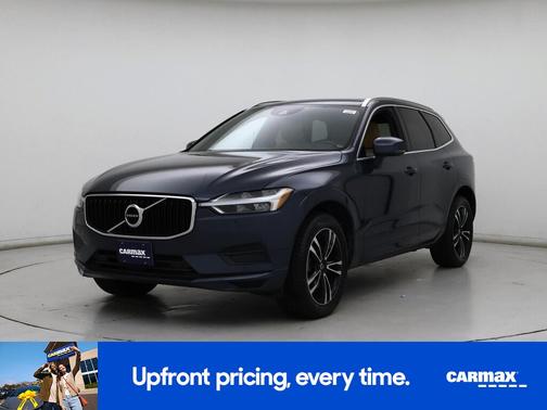2020 Volvo XC60 T5 Momentum