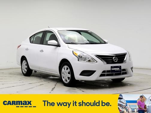 2017 Nissan Versa SV