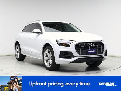 2023 Audi Q8 Premium Plus