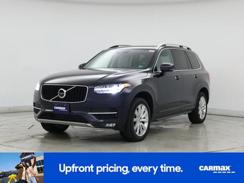 2017 Volvo XC90 T6 Momentum