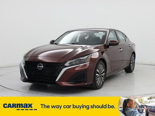 2023 Nissan Altima SV