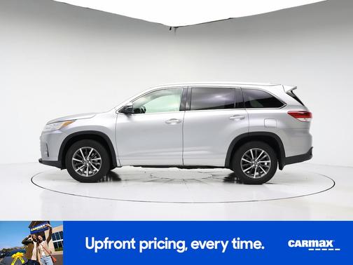 Silver 2018 Toyota Highlander XLE
