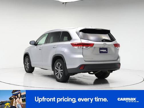 Silver 2018 Toyota Highlander XLE