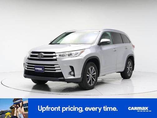 Silver 2018 Toyota Highlander XLE