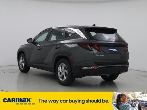 2022 Hyundai TUCSON SE