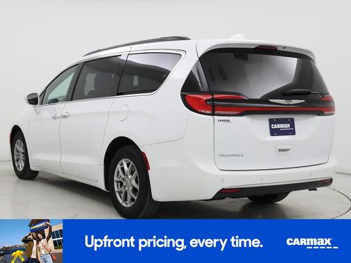 2022 Chrysler Pacifica Touring