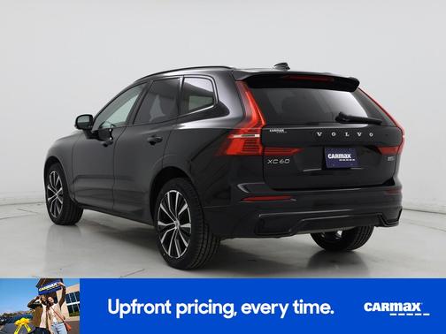 2023 Volvo XC60 B5 Plus Dark Theme