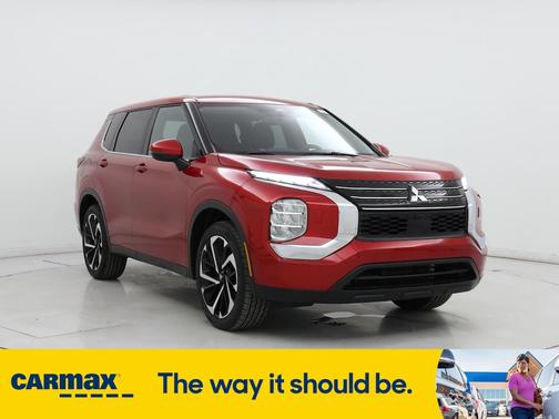 2022 Mitsubishi Outlander ES