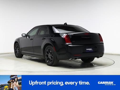 2022 Chrysler 300 Touring L