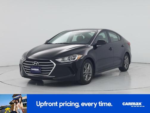 Black 2017 Hyundai ELANTRA SE