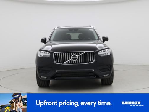 2020 Volvo XC90 T6 Momentum