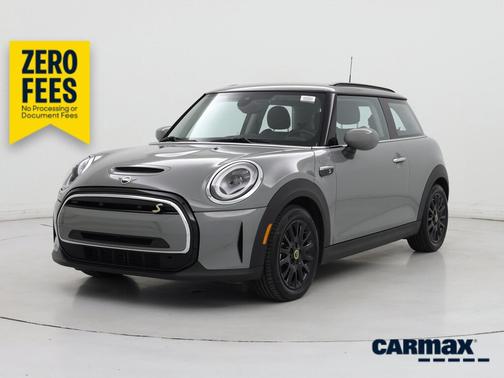 Gray 2023 MINI SE Hardtop SE Signature