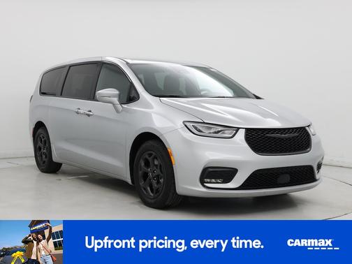 2022 Chrysler Pacifica Hybrid Touring L