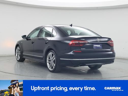 2017 Volkswagen Passat R-Line