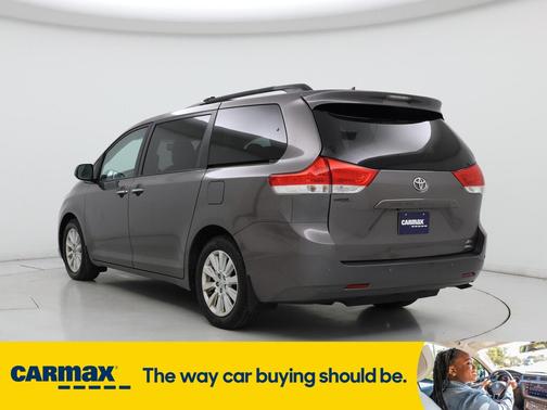 2014 Toyota Sienna XLE