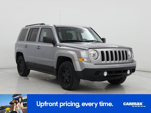 Silver 2016 Jeep Patriot Sport