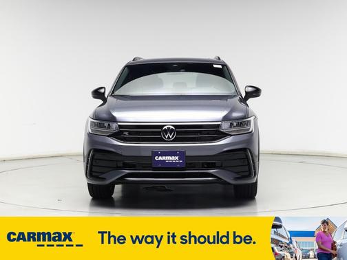 2022 Volkswagen Tiguan SE R-Line Black