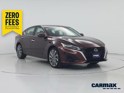 Red 2024 Nissan Altima SL
