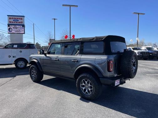 2022 Ford Bronco 