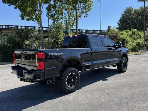AGATE BLACK 2026 Ford F-250 SUPER DUTY
