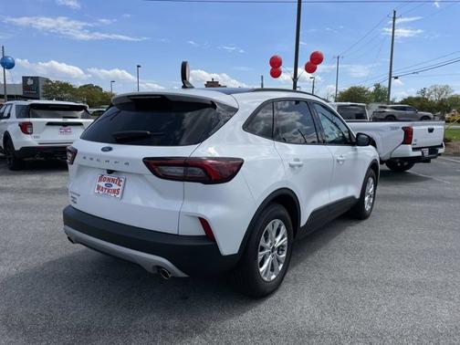 OXFORD WHITE 2025 Ford Escape ACTIVE