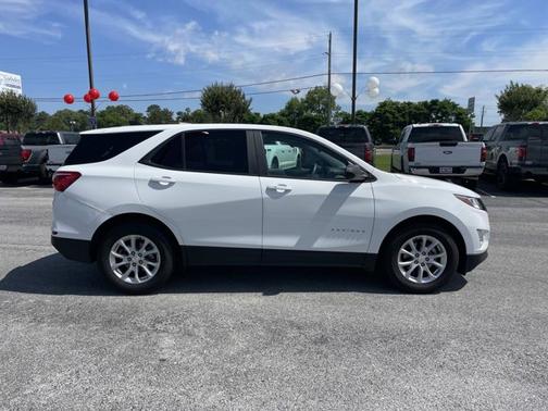 Summit White 2020 Chevrolet Equinox LS
