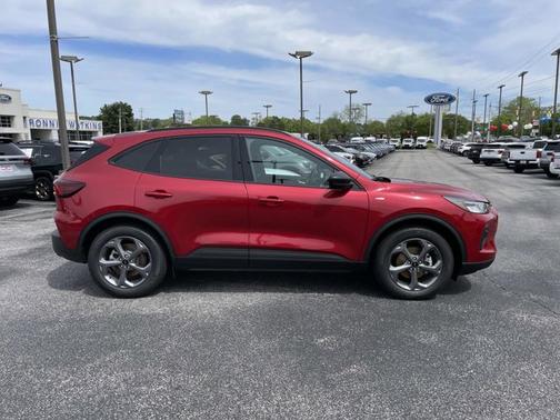 RAPID RED MET TINTED CC 2026 Ford Escape ST-LINE