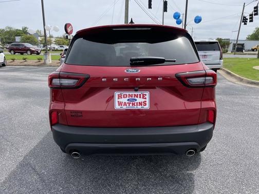 RAPID RED MET TINTED CC 2026 Ford Escape ST-LINE