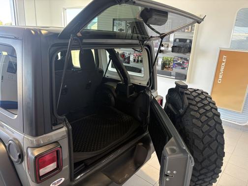 2022 Jeep Wrangler Willys