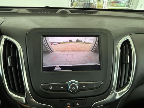 Sterling Gray Metallic 2024 Chevrolet Equinox 1LT