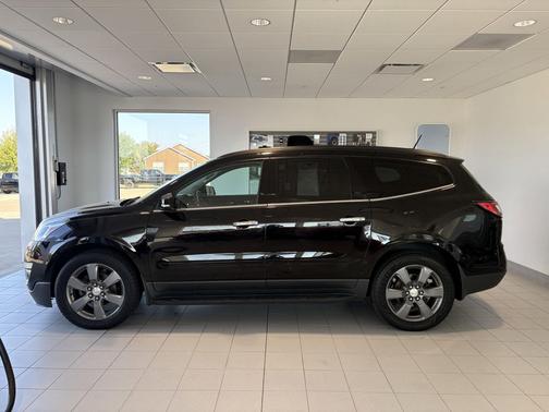 2017 Chevrolet Traverse 2LT