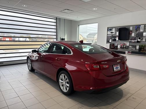 2025 Chevrolet Malibu FWD 1LT