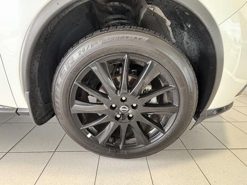 Pearl White Tricoat 2024 Nissan Murano SV Intelligent AWD