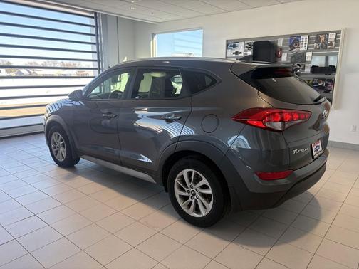 2017 Hyundai TUCSON SE Plus