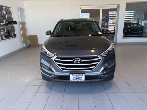 2017 Hyundai TUCSON SE Plus