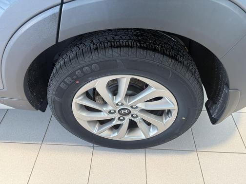 2017 Hyundai TUCSON SE Plus