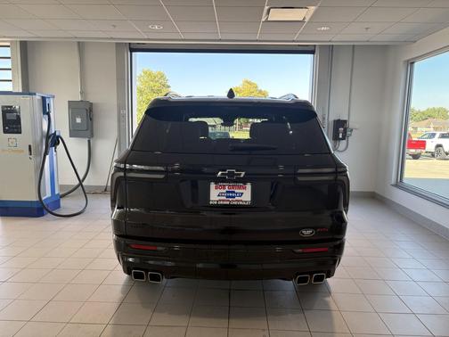 2025 Chevrolet Traverse RS