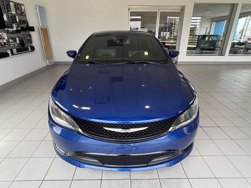 Vivid Blue Pearlcoat 2015 Chrysler 200 S