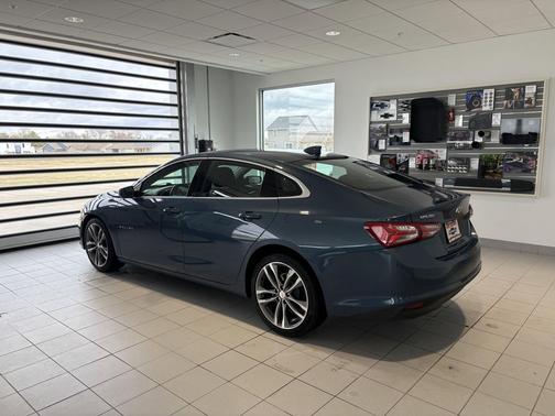 2024 Chevrolet Malibu FWD 2LT