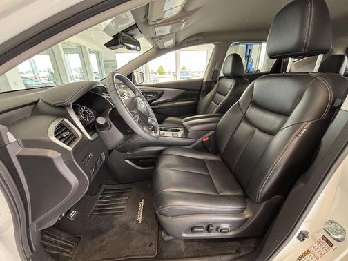 Pearl White Tricoat 2024 Nissan Murano SV Intelligent AWD