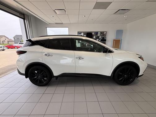Pearl White Tricoat 2024 Nissan Murano SV Intelligent AWD