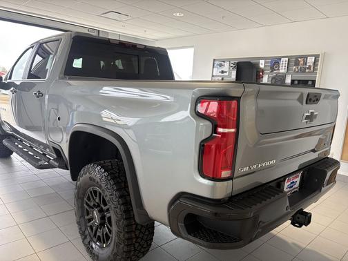 2026 Chevrolet Silverado 2500 Crew Cab, Standard Bed, XR2, 4WD